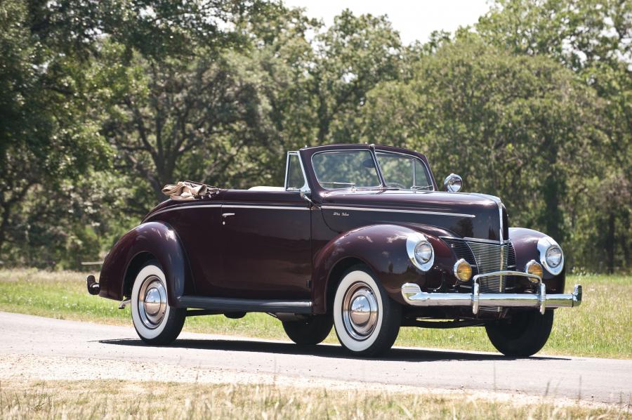  Ford DeLuxe Convertible Coupe 1940 года  (фото 63 из 80)